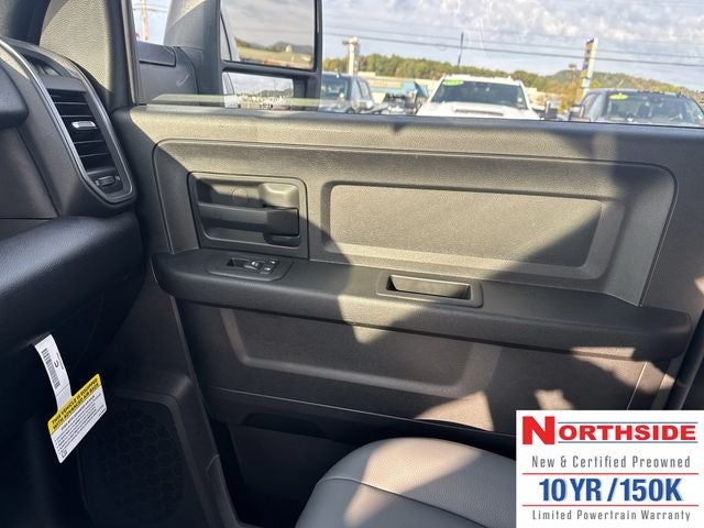 2026 RAM 2500 RAM 2500 TRADESMAN CREW CAB 4X4 6'4' BOX