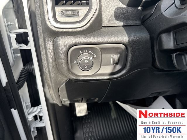 2026 RAM 2500 RAM 2500 TRADESMAN CREW CAB 4X4 8' BOX