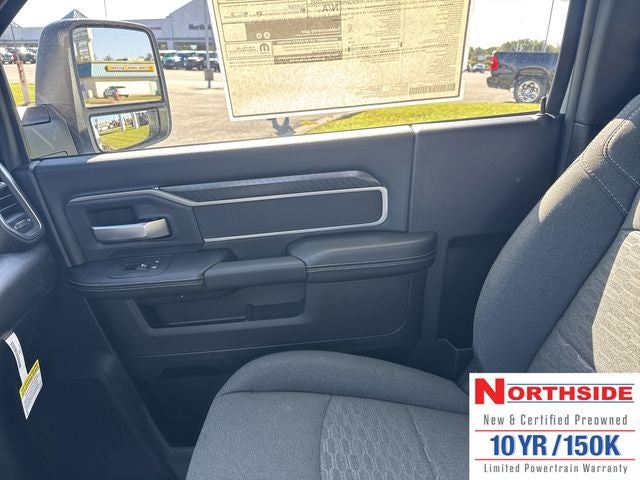 2026 RAM 3500 RAM 3500 BIG HORN CHASSIS REGULAR CAB 4X4 60' CA