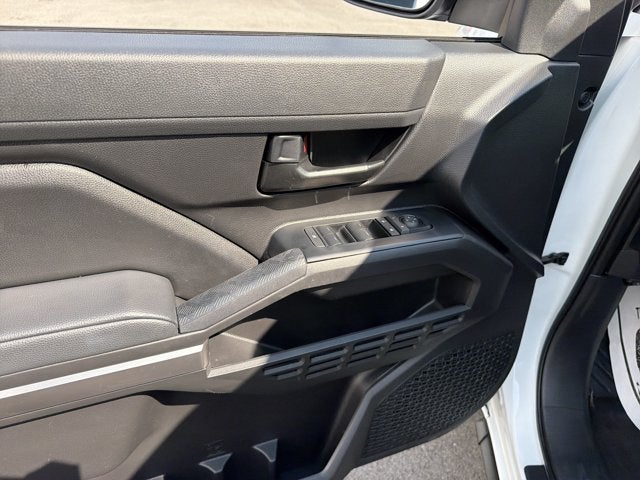 2025 Toyota Tacoma 4WD SR5