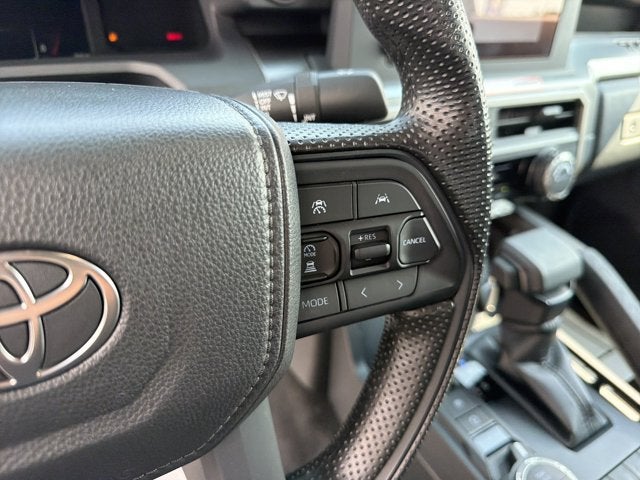 2025 Toyota Tacoma 4WD SR5