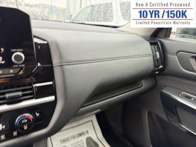 2025 Nissan Pathfinder SV 4WD