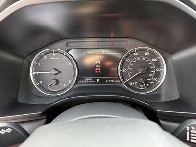 2025 Mitsubishi Outlander ES