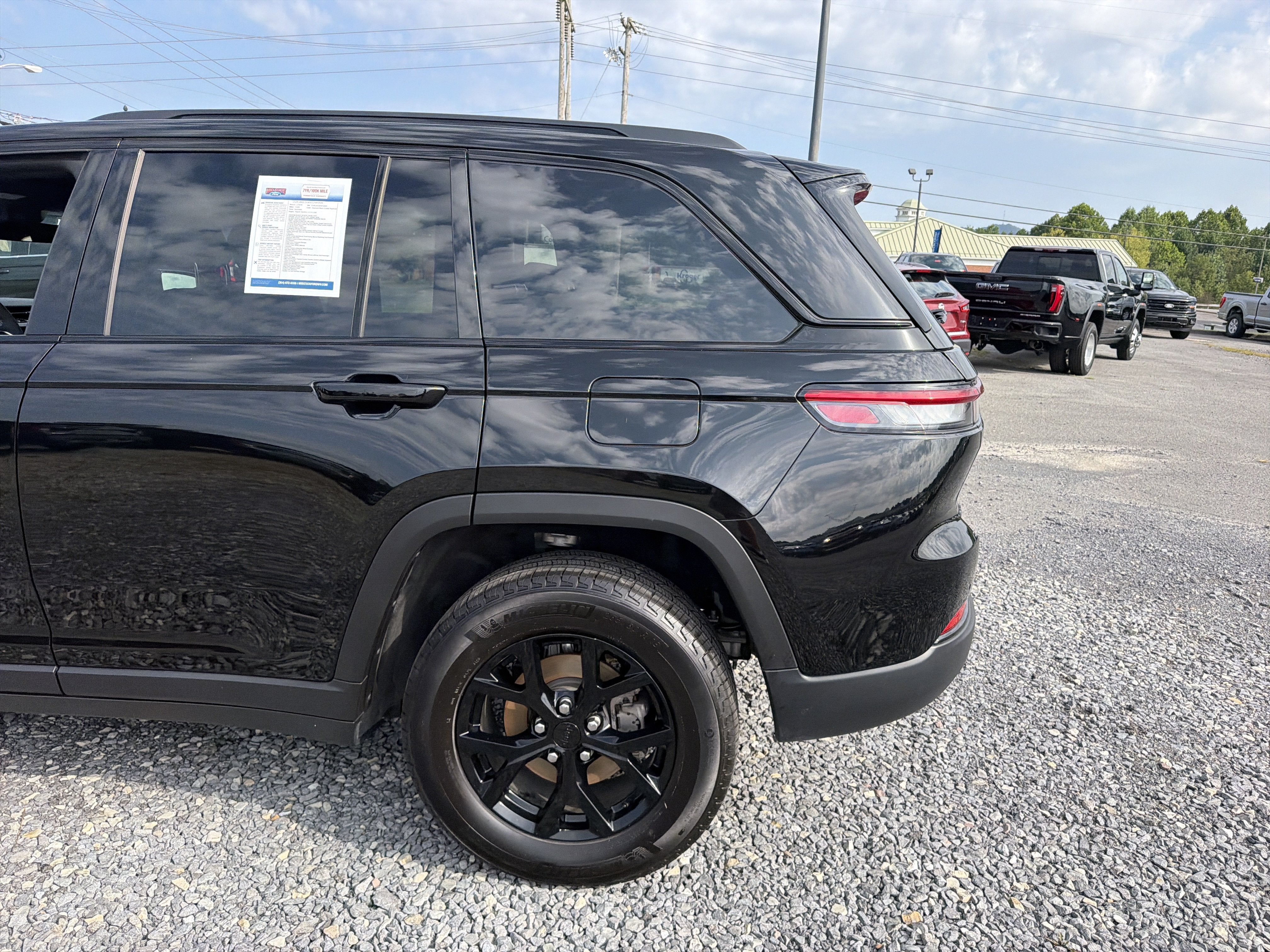 2025 Jeep Grand Cherokee Altitude