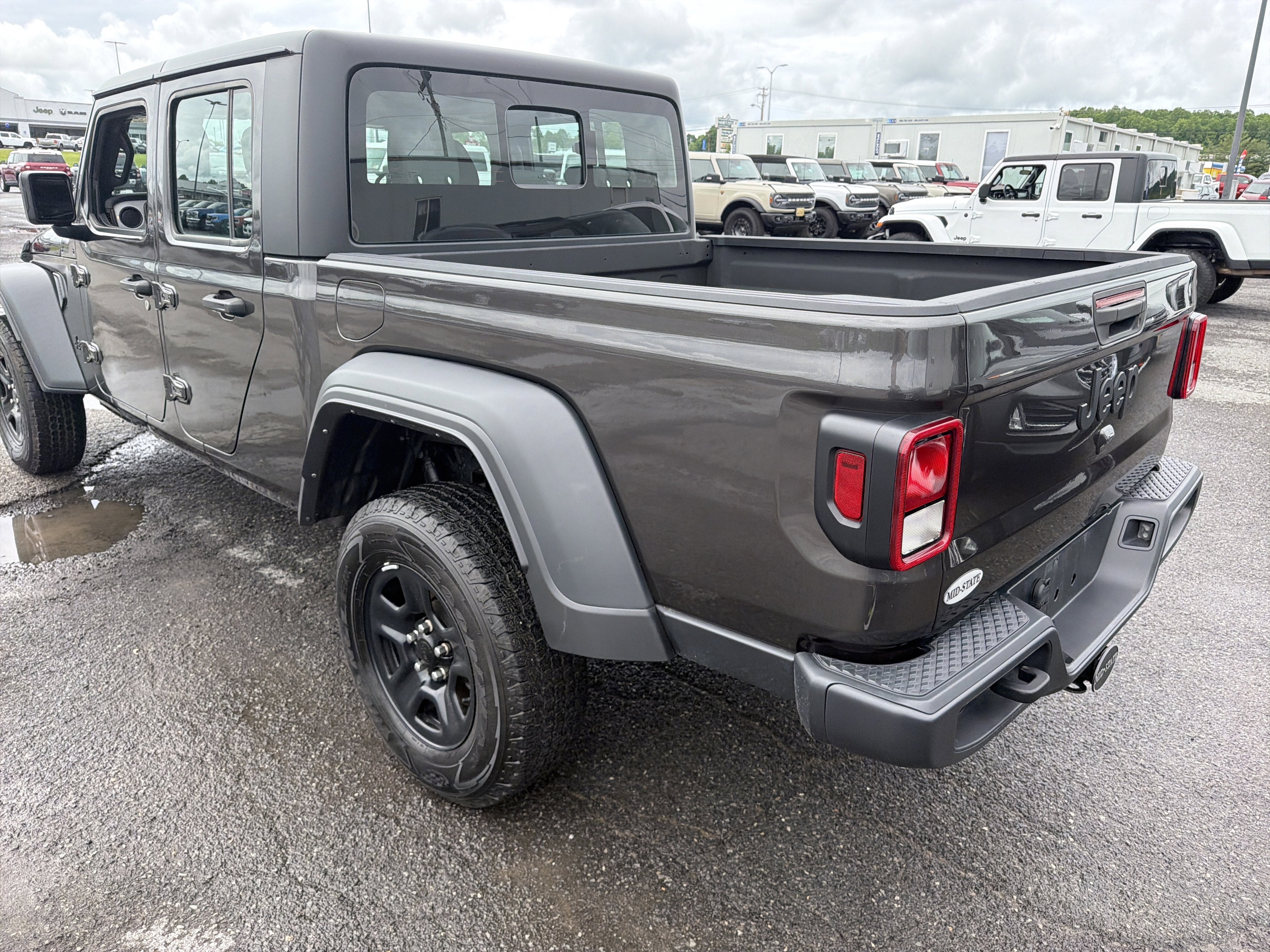 2024 Jeep Gladiator Sport