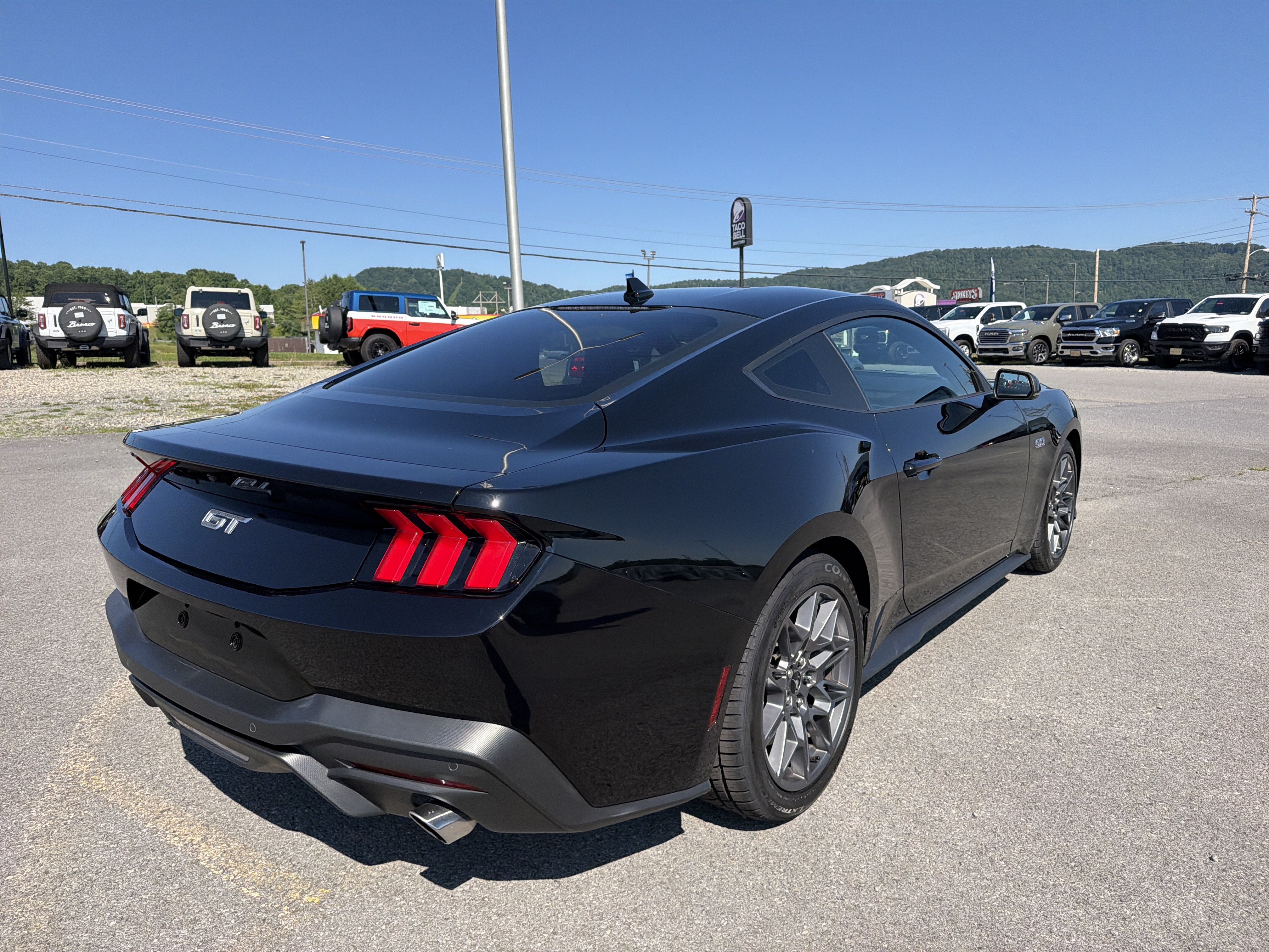 2024 Ford Mustang GT Premium