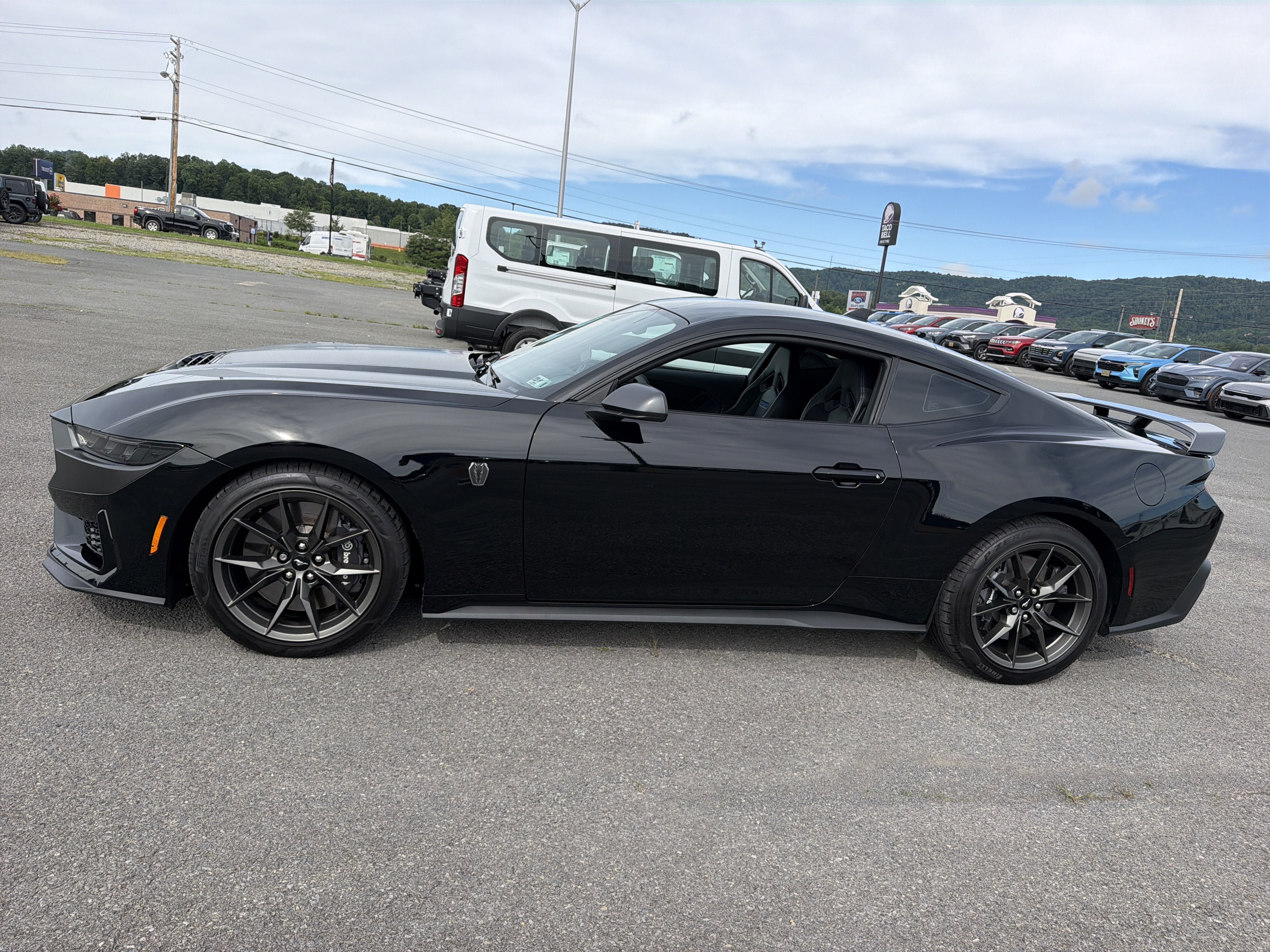 2024 Ford Mustang Dark Horse