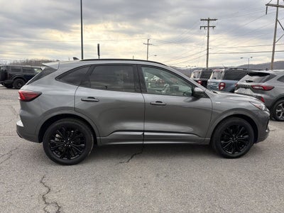 2023 Ford Escape ST-Line Elite