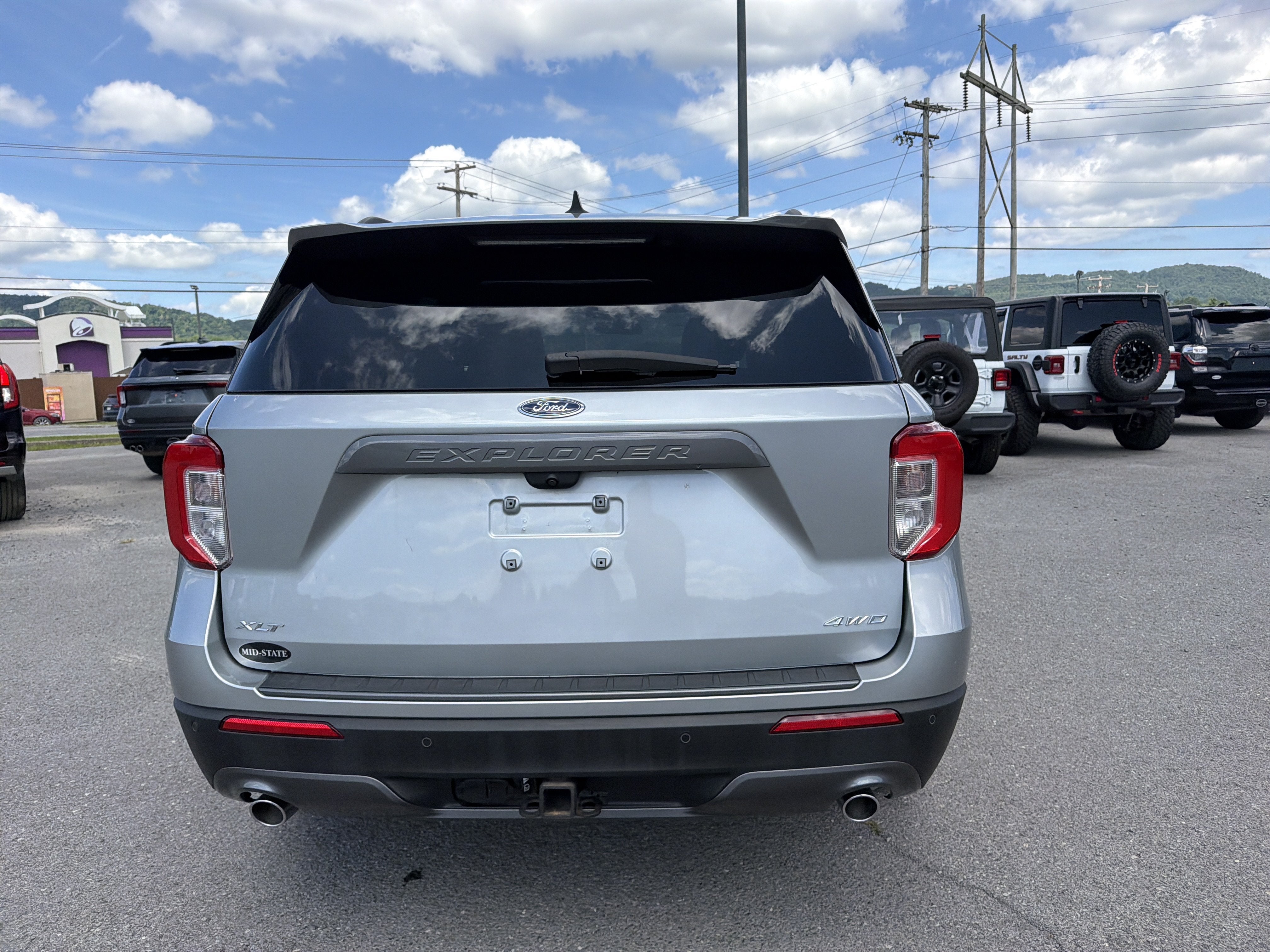 2023 Ford Explorer XLT