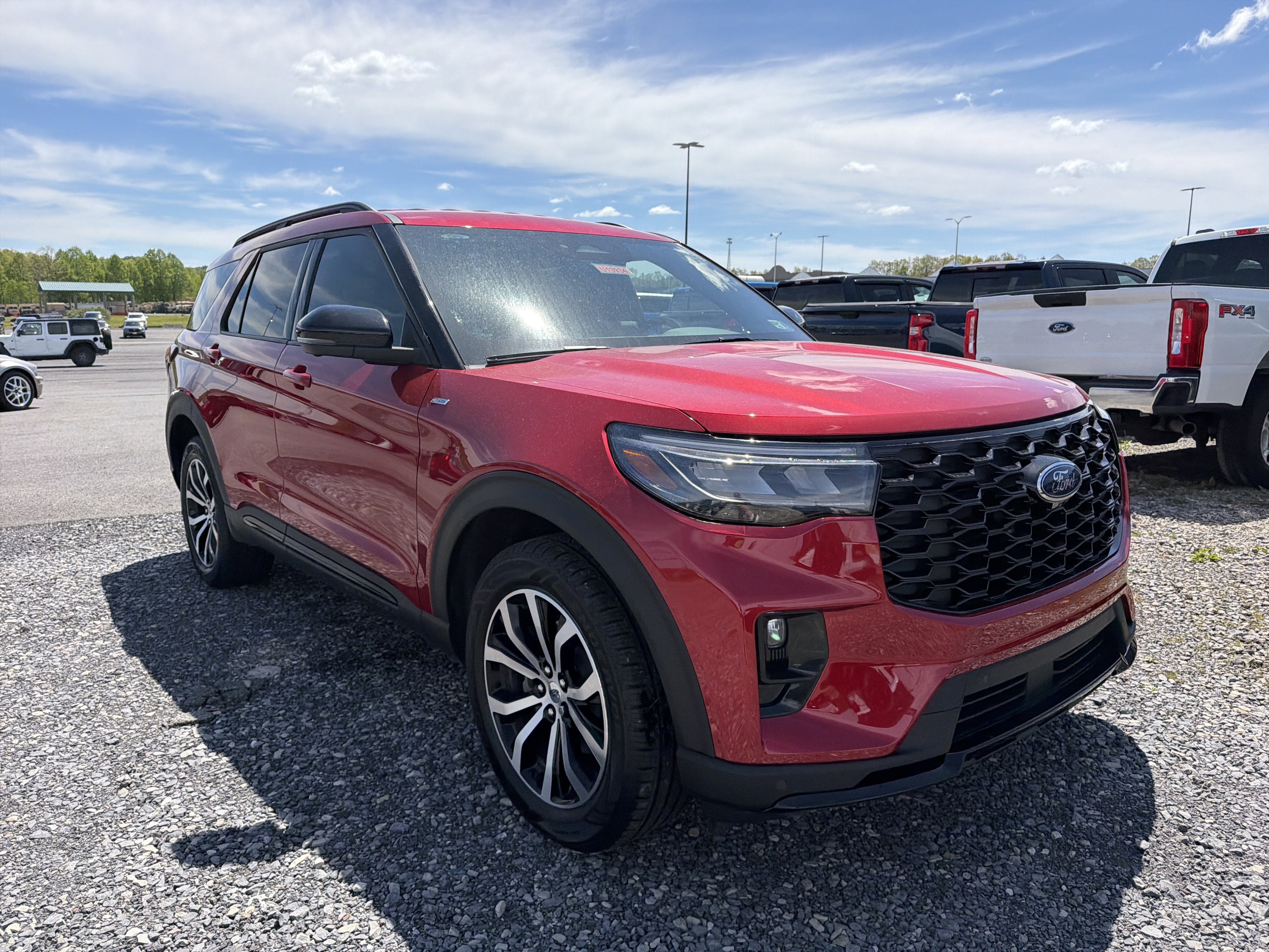 2025 Ford Explorer ST-Line