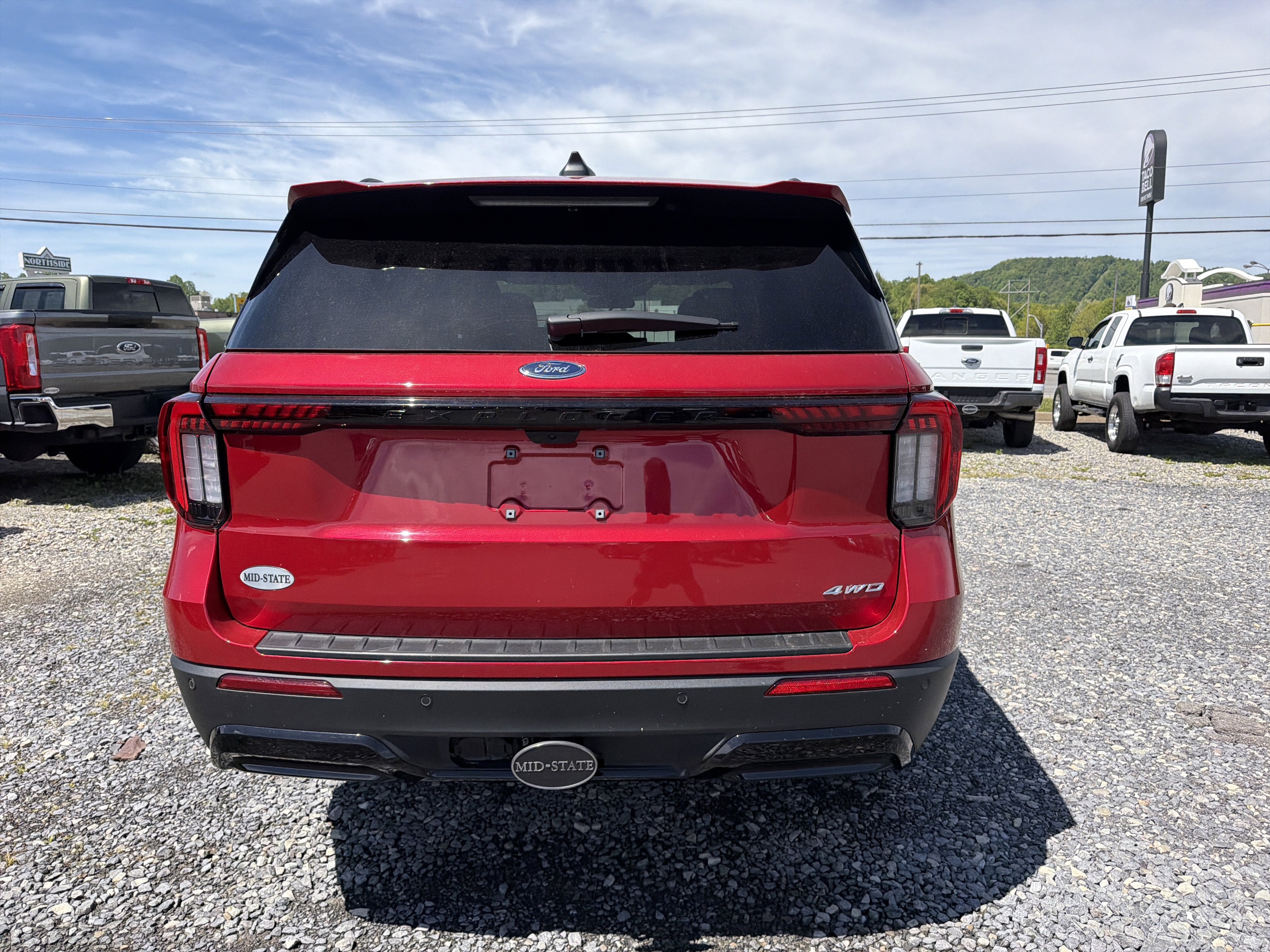 2025 Ford Explorer ST-Line