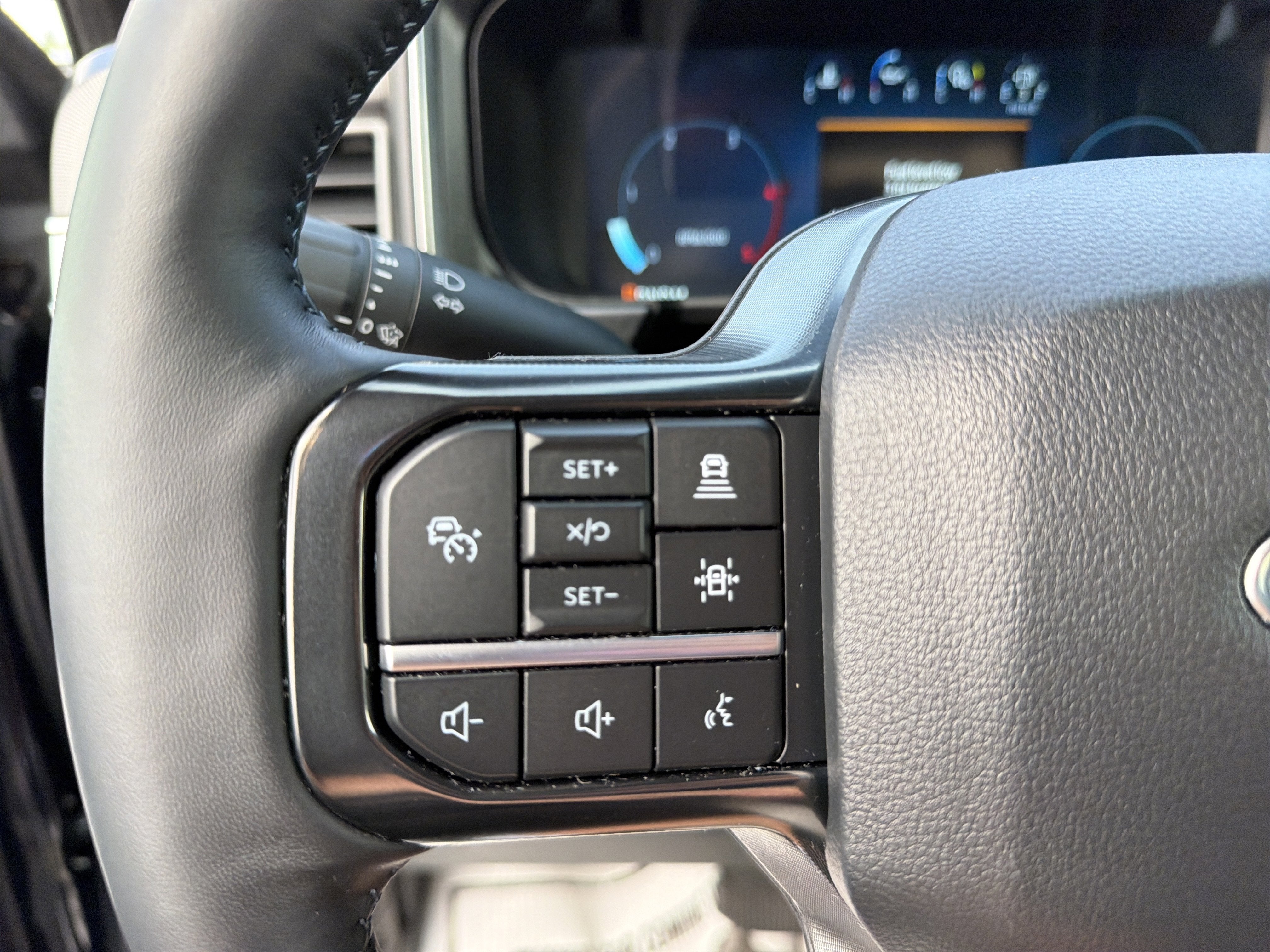 2025 Ford Super Duty F-250 SRW Platinum