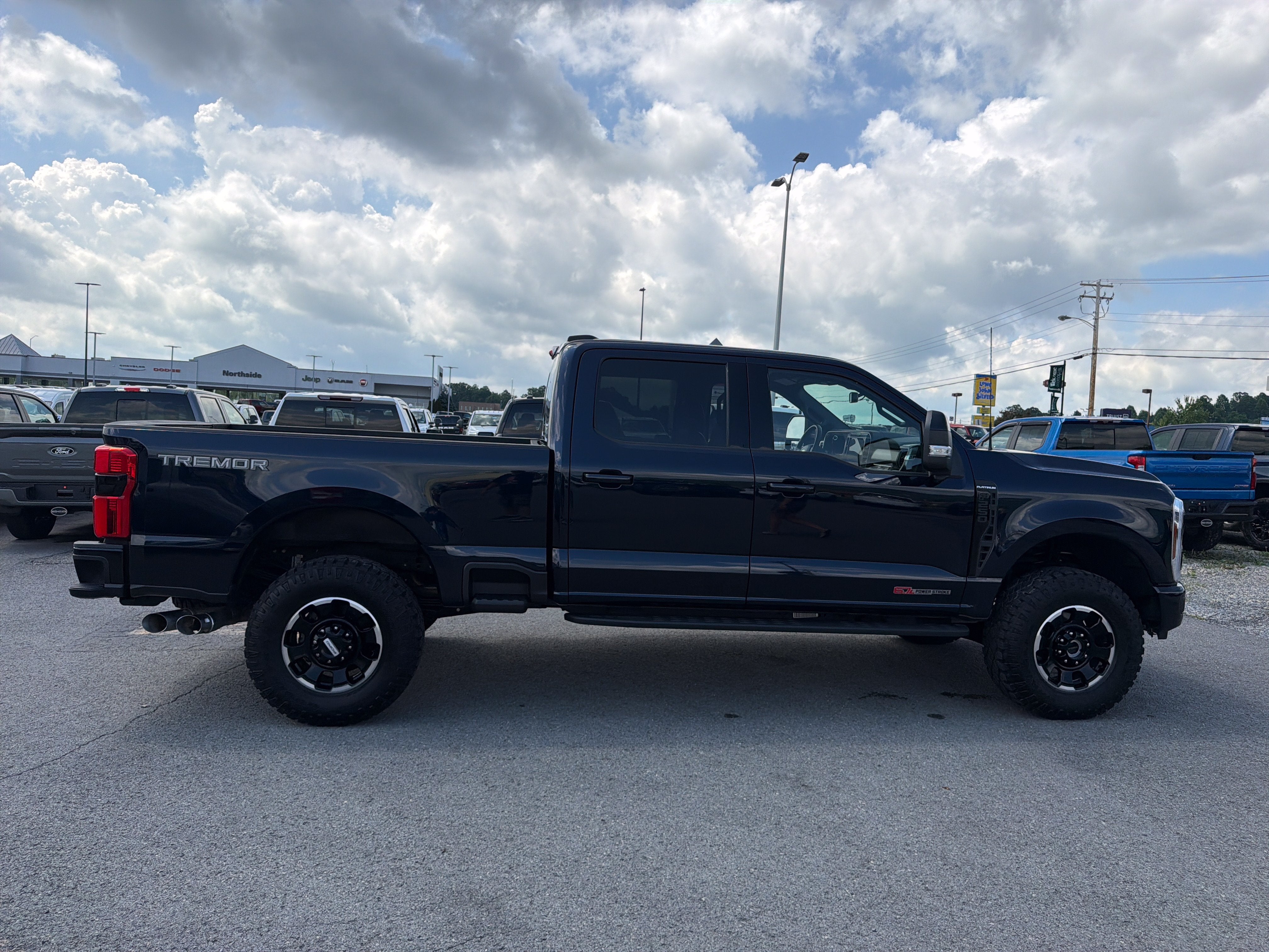 2025 Ford Super Duty F-250 SRW Platinum