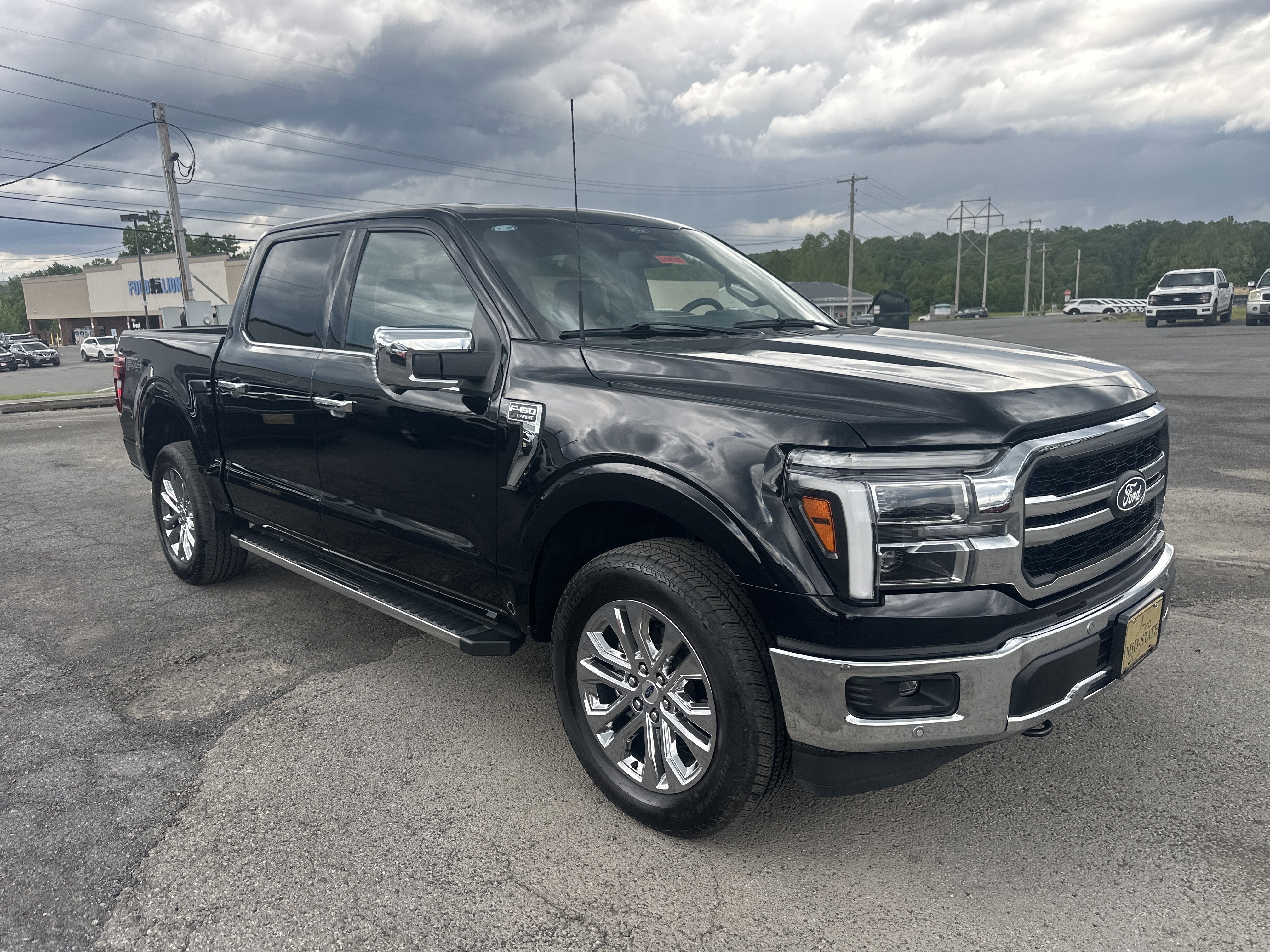 2025 Ford F-150 LARIAT