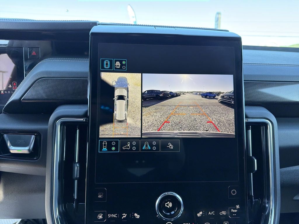 2025 GMC Yukon Elevation