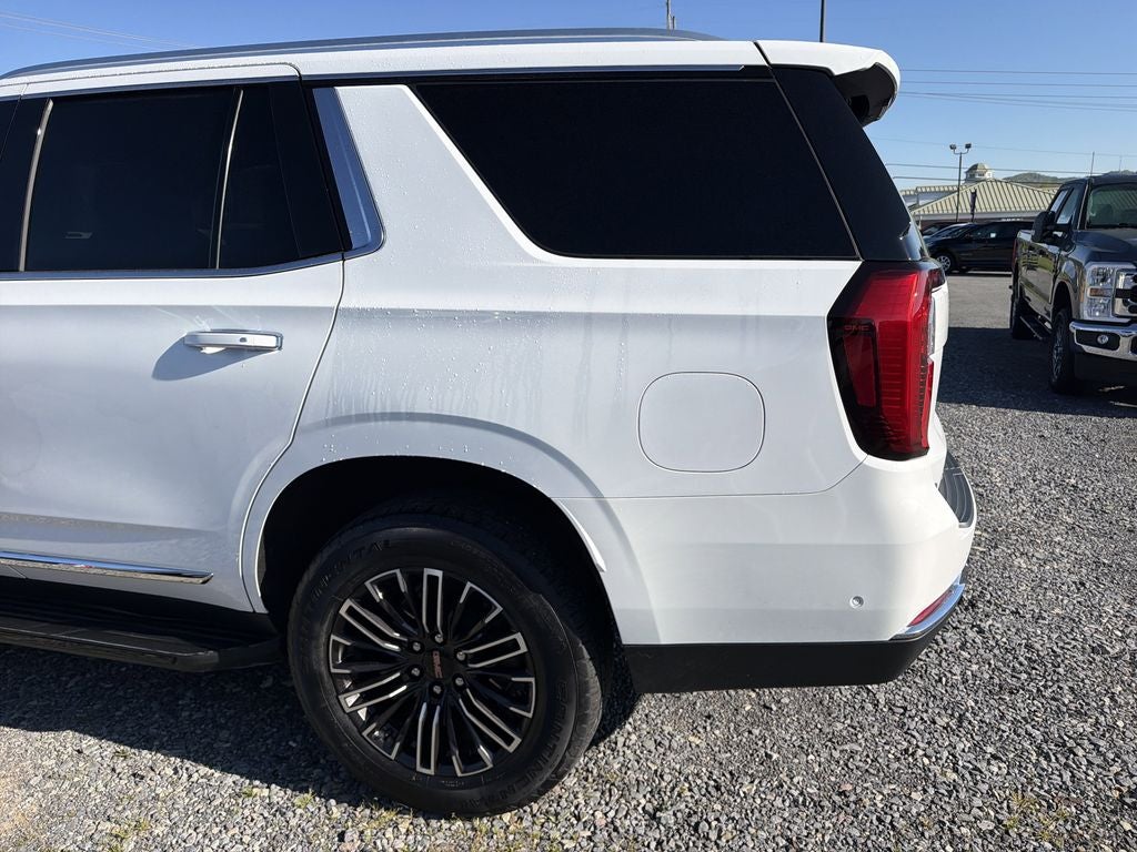 2025 GMC Yukon Elevation