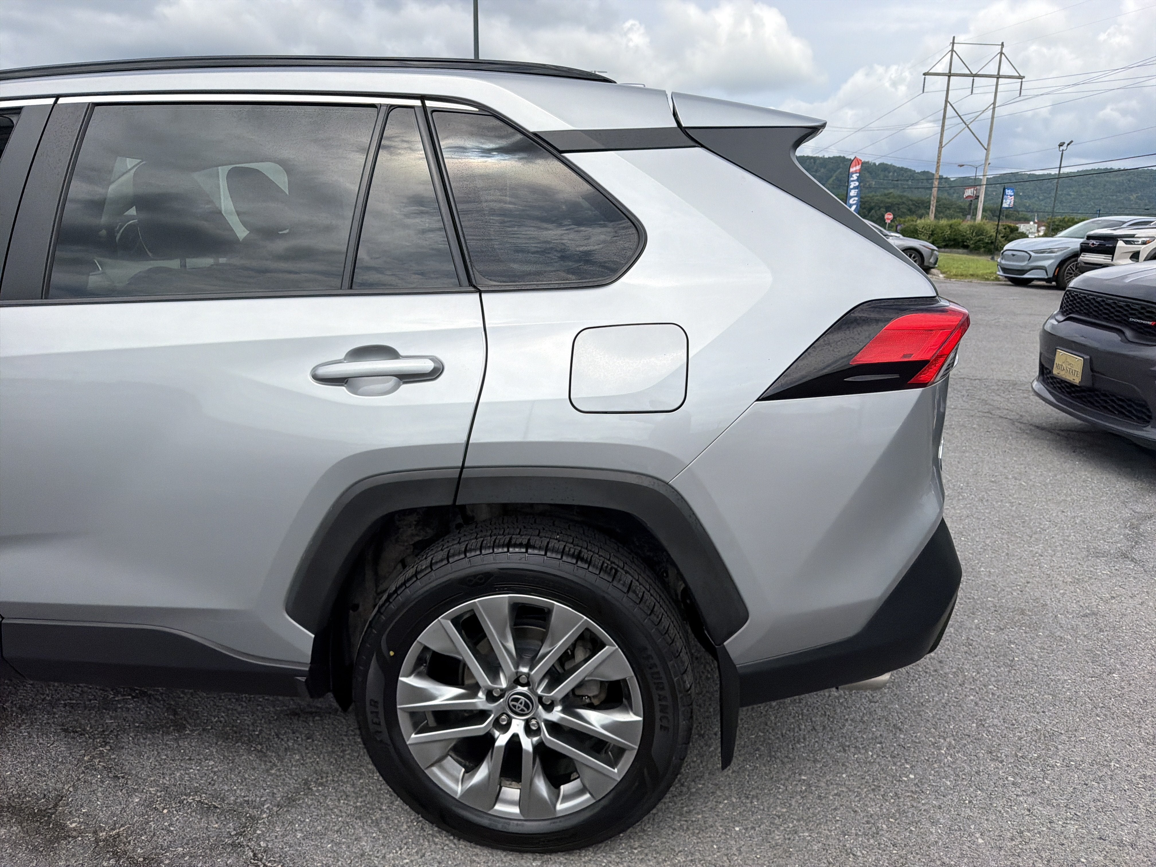 2022 Toyota RAV4 XLE Premium