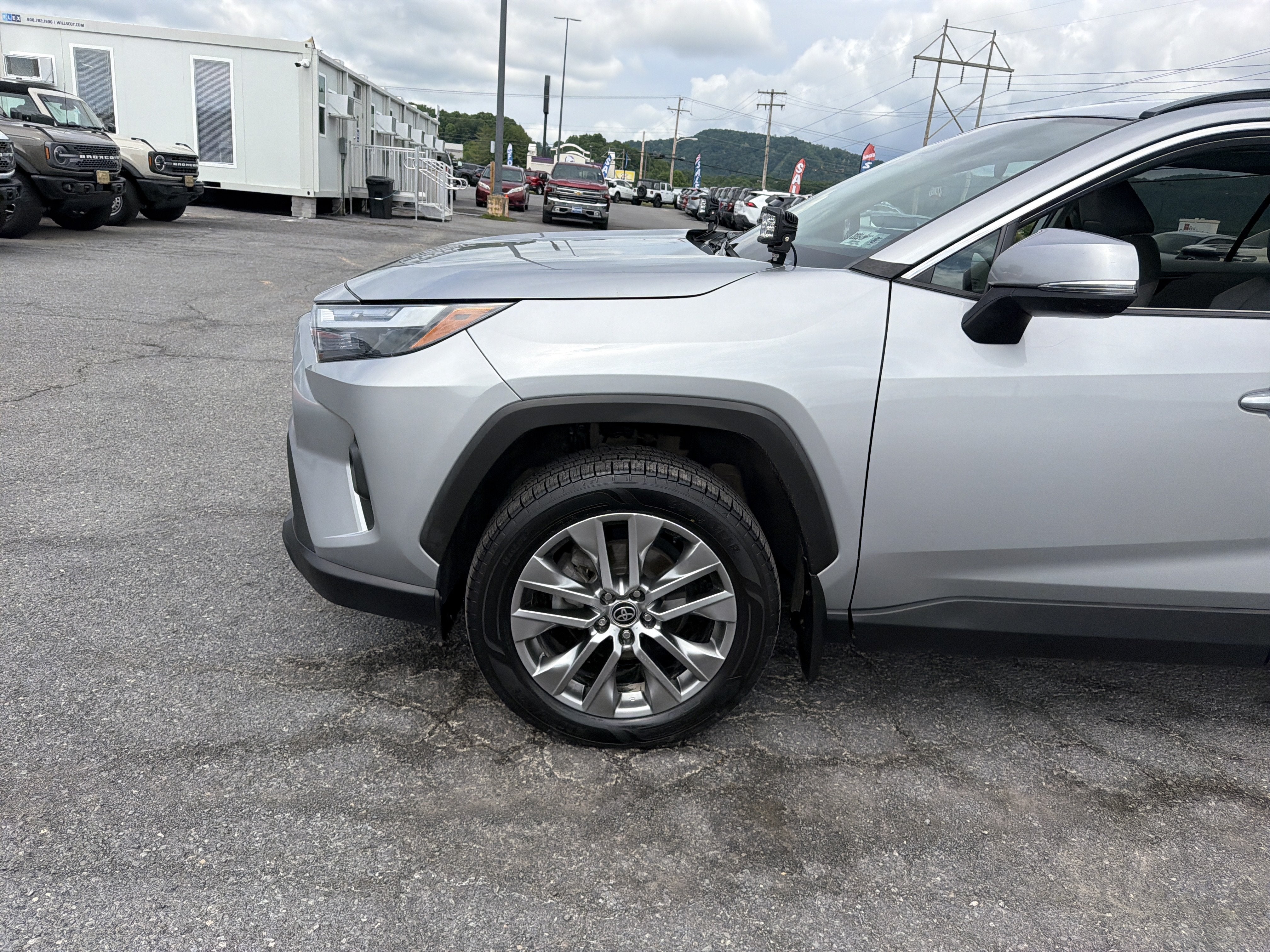 2022 Toyota RAV4 XLE Premium