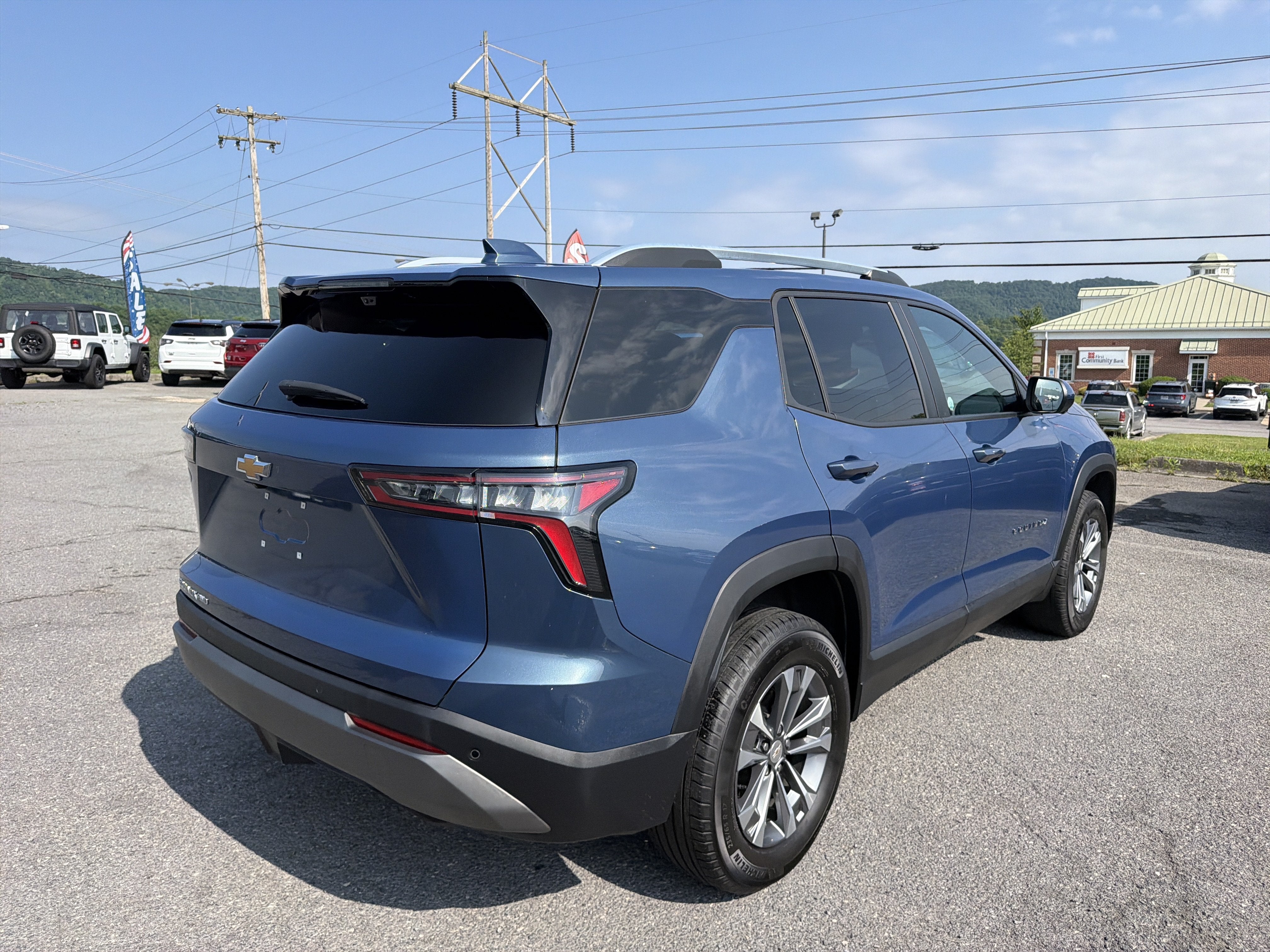 2025 Chevrolet Equinox AWD LT