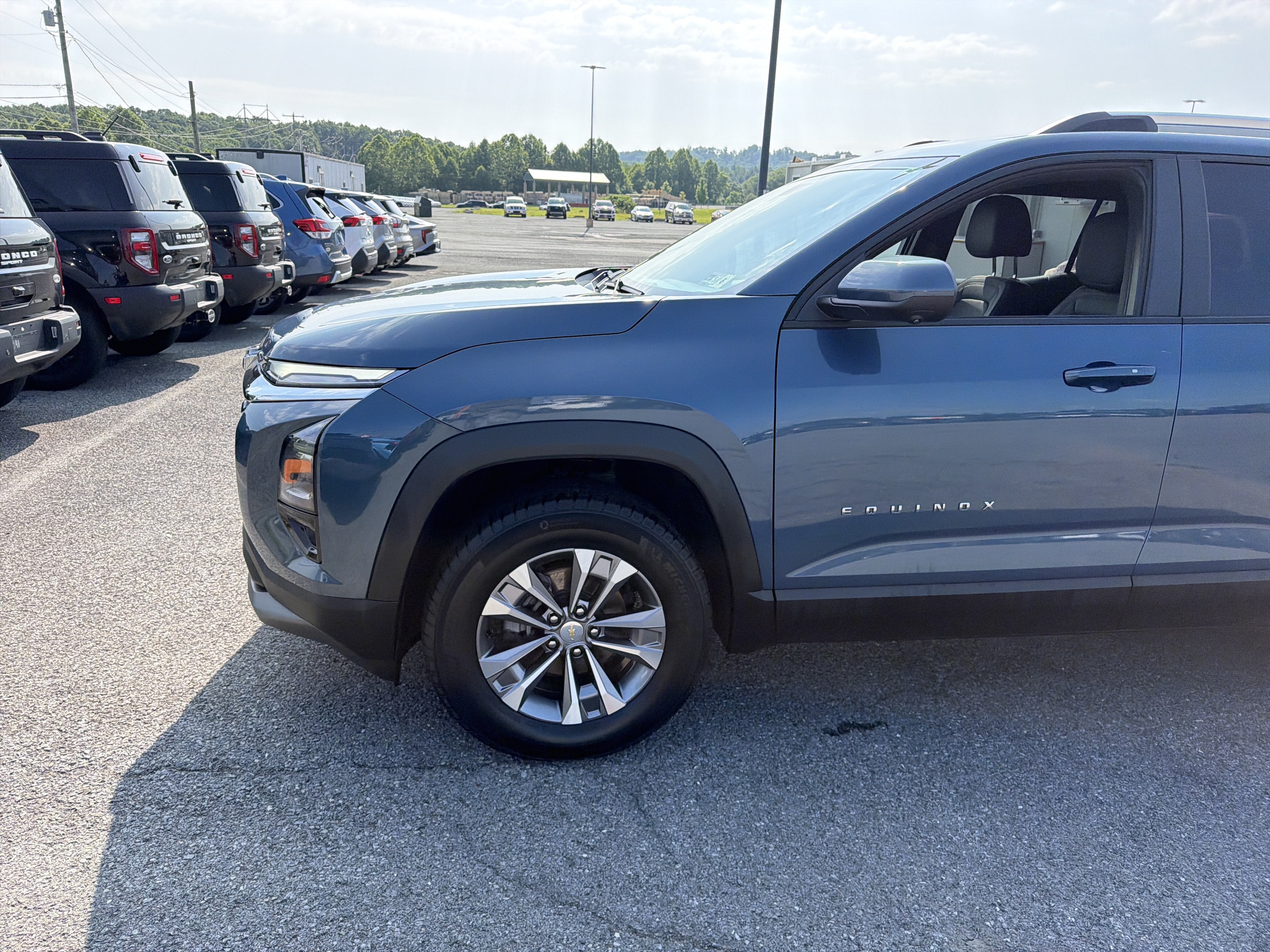 2025 Chevrolet Equinox AWD LT