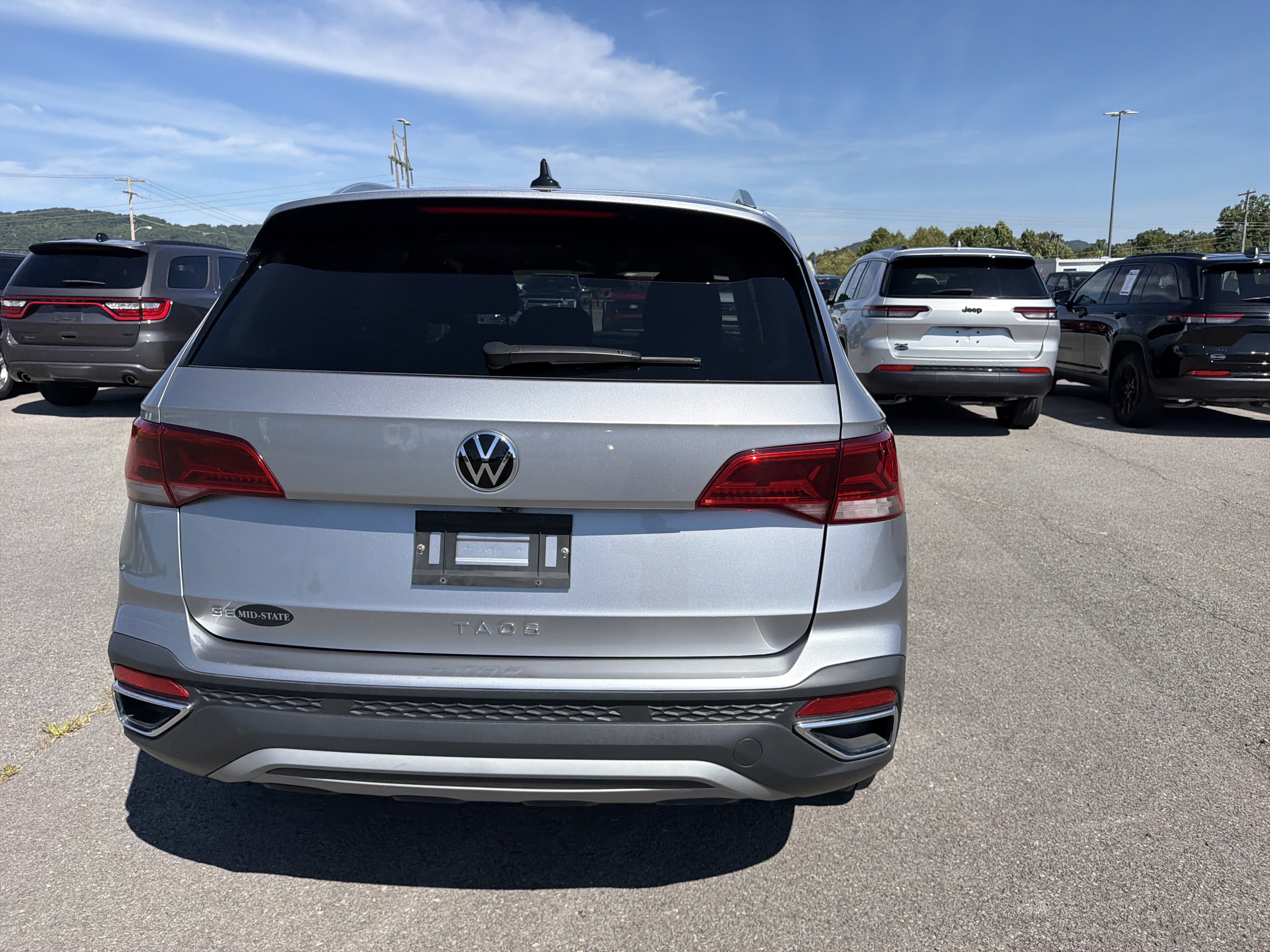 2024 Volkswagen Taos SE