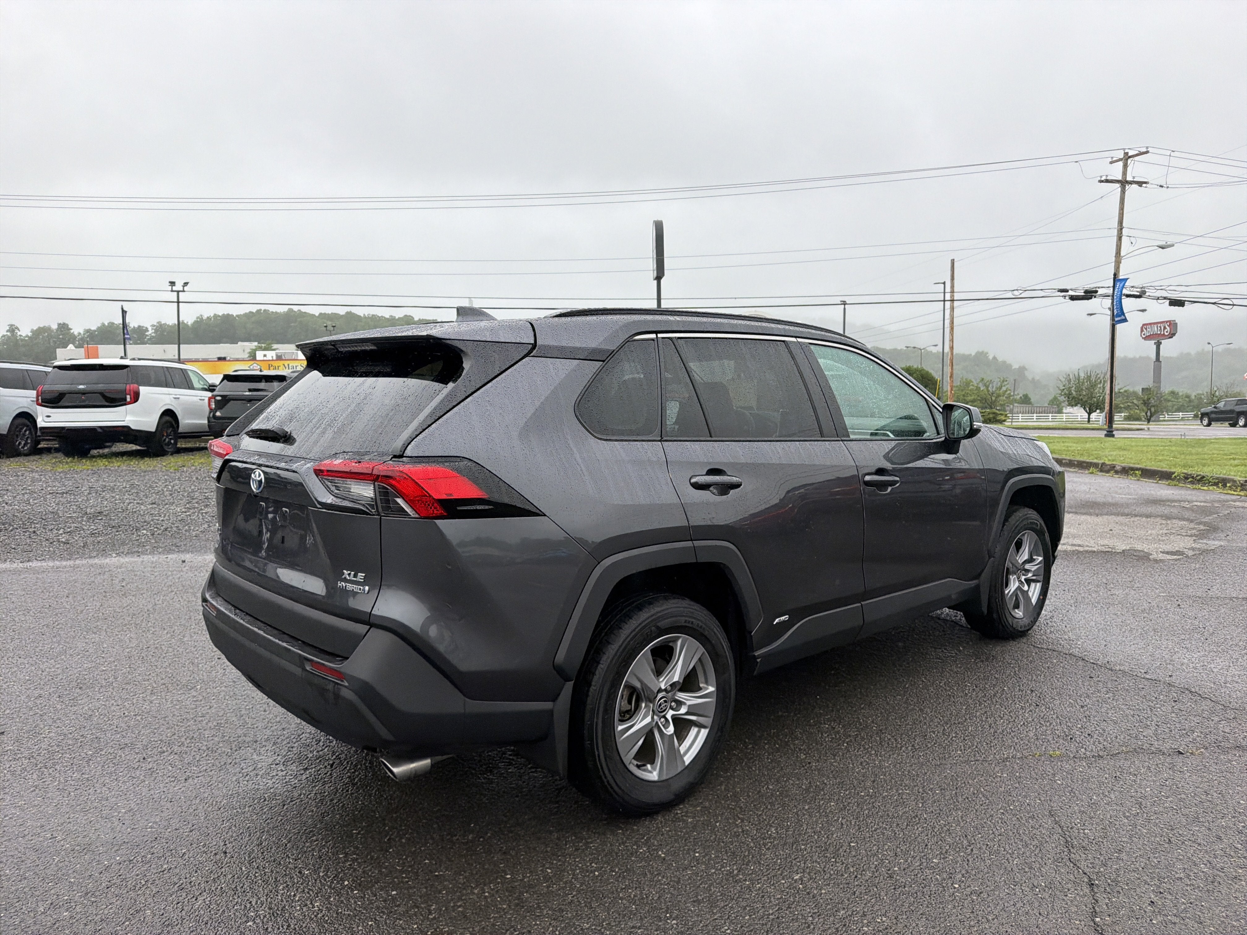 2023 Toyota RAV4 Hybrid XLE