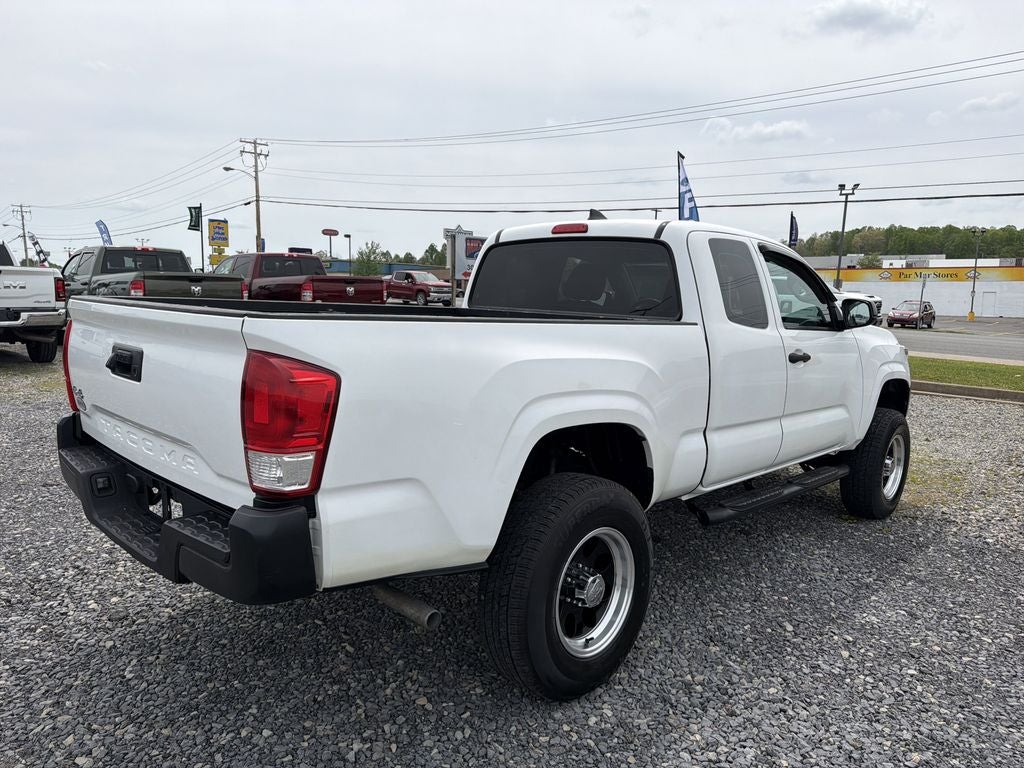 2016 Toyota Tacoma SR