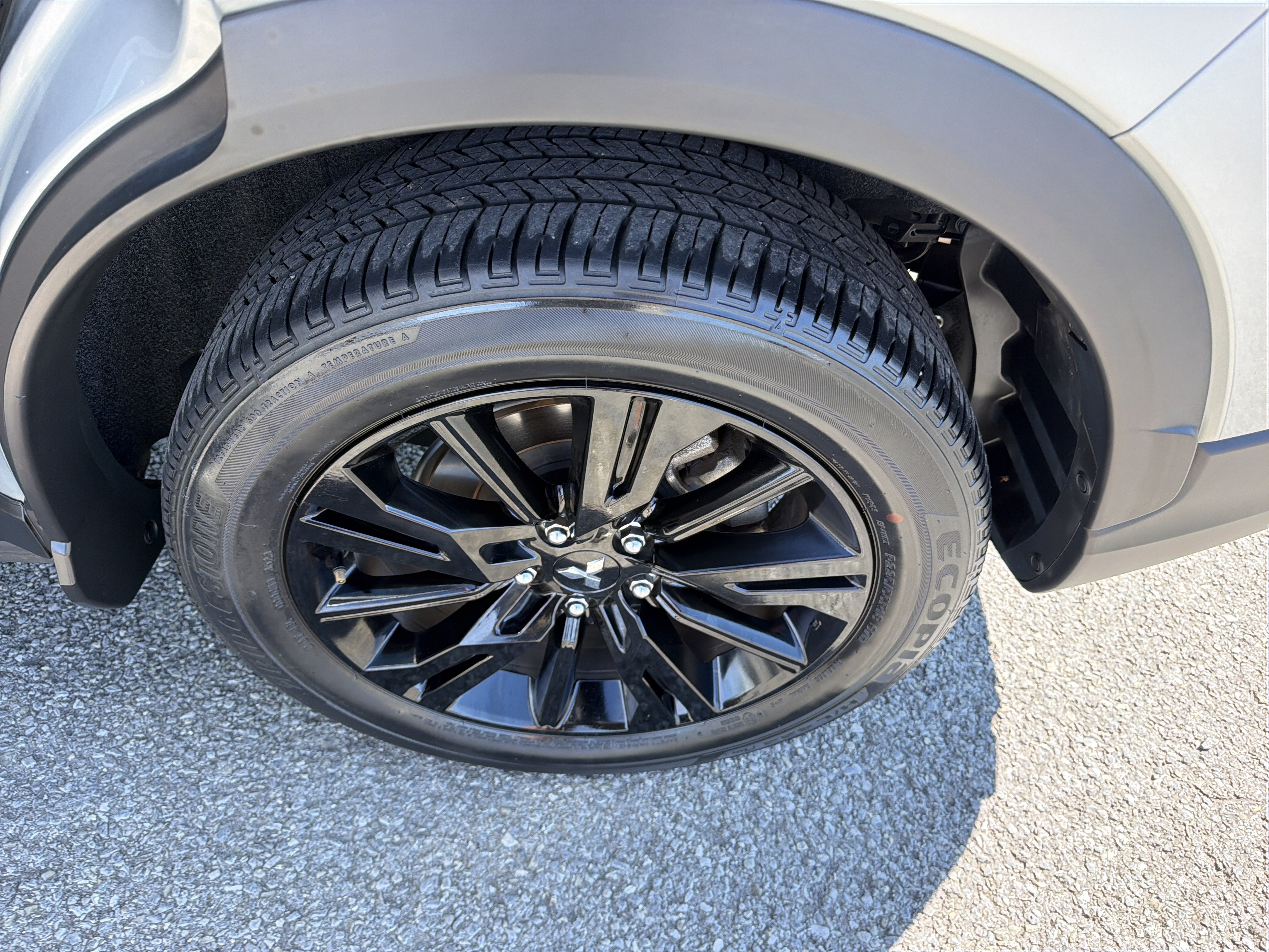 2024 Mitsubishi Eclipse Cross LE