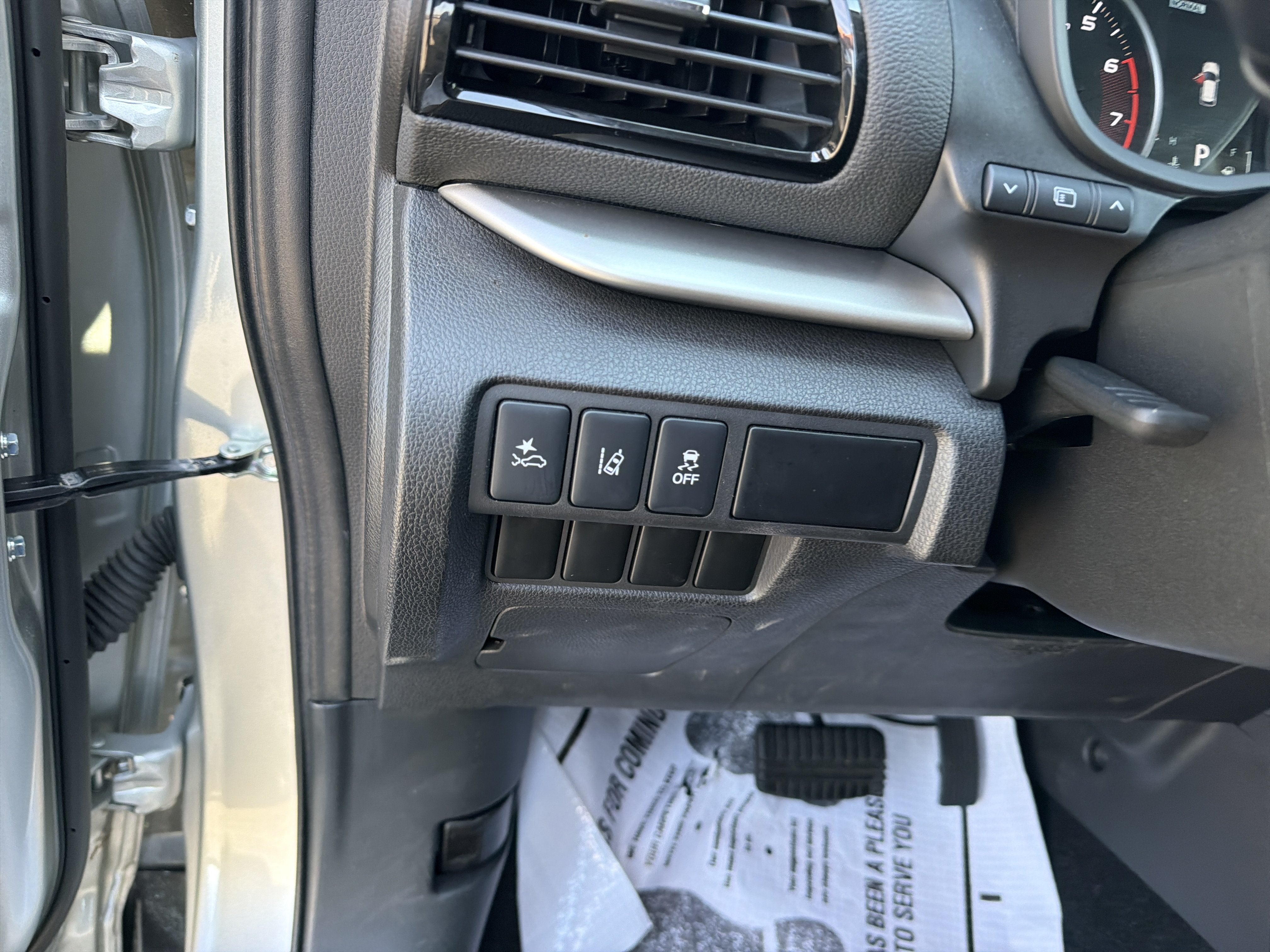 2024 Mitsubishi Eclipse Cross LE