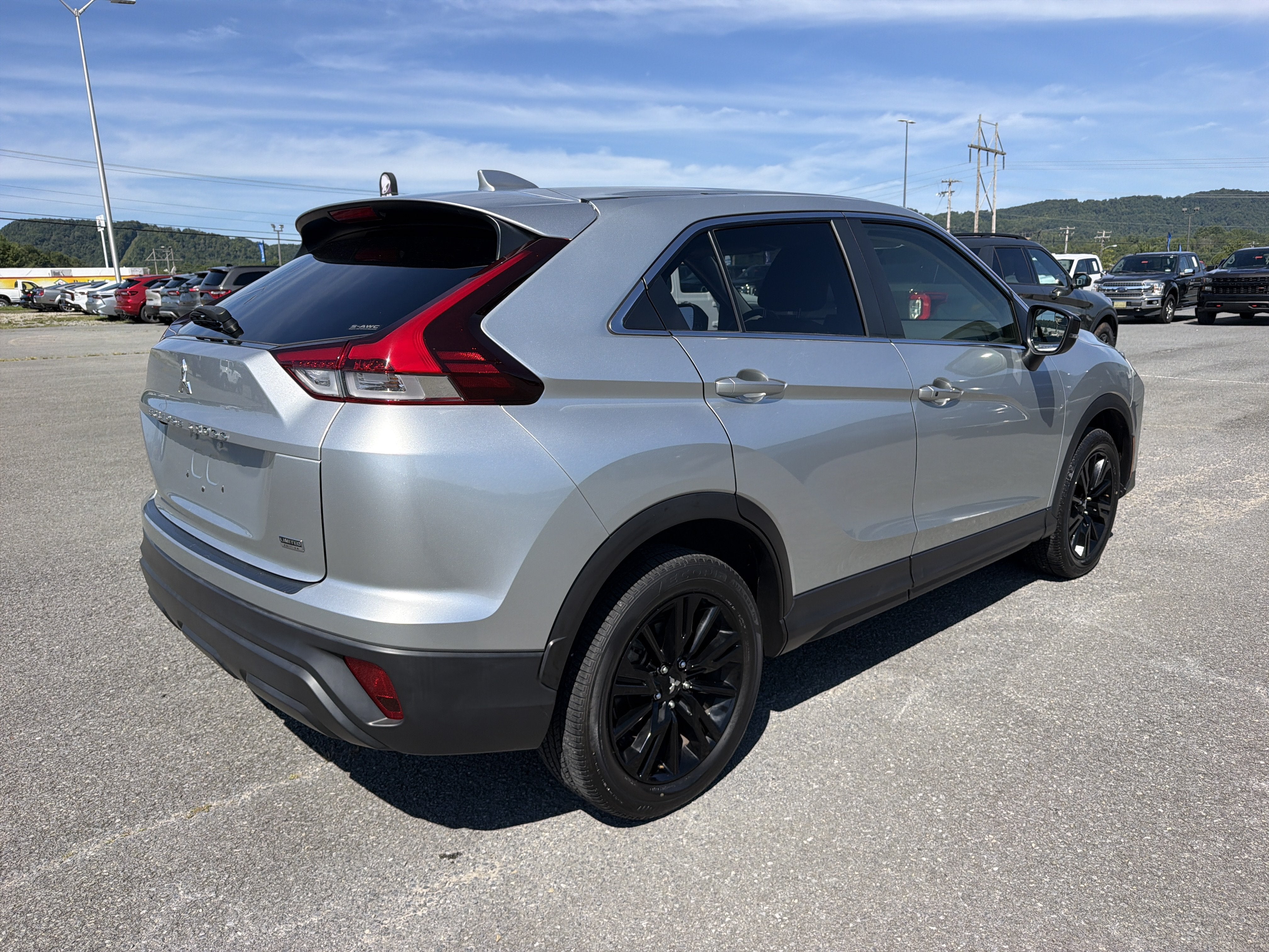 2024 Mitsubishi Eclipse Cross LE